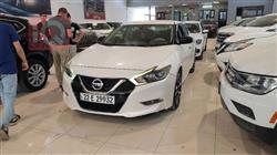 Nissan Maxima